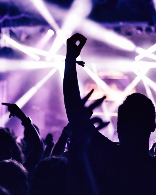 concert-crowd-with-raised-arms-clubbing-at-music-f-2023-11-27-04-51-42-utc.jpg